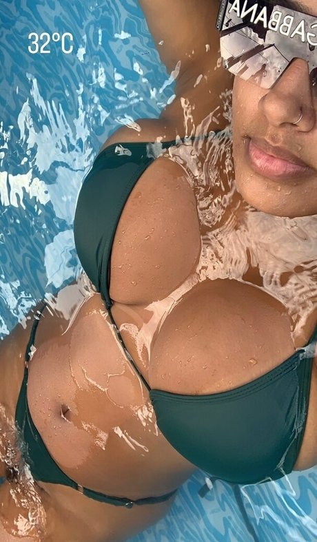 Raiane Almeida nude leaked OnlyFans pic