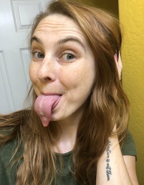 Tongue-tastic nude leaked OnlyFans pic