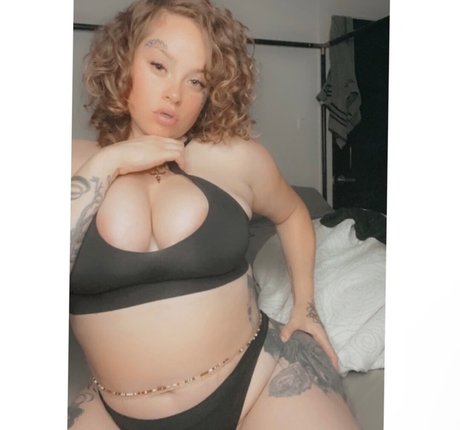 PrettyBully nude leaked OnlyFans pic