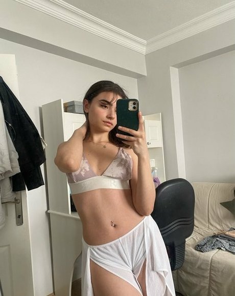 Nisa Kavak nude leaked OnlyFans pic