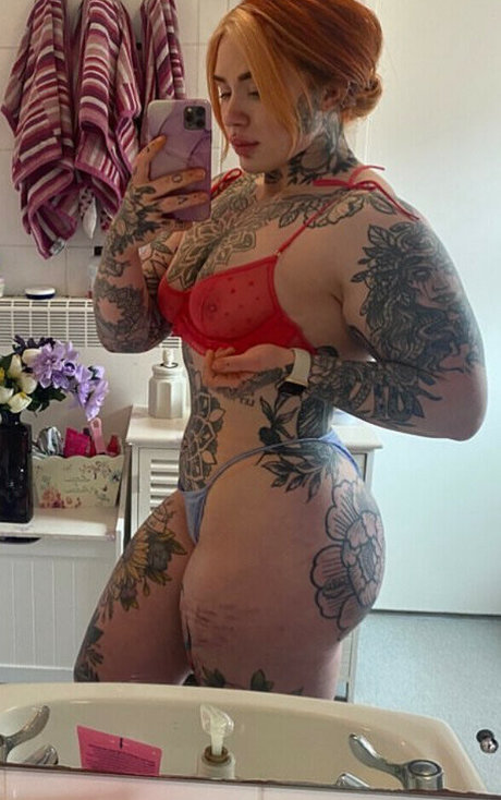 Metalbubsxo nude leaked OnlyFans pic