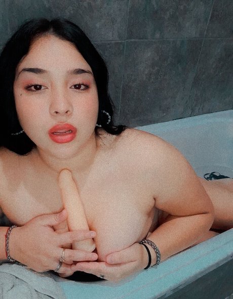 XFREYAAXX nude leaked OnlyFans pic