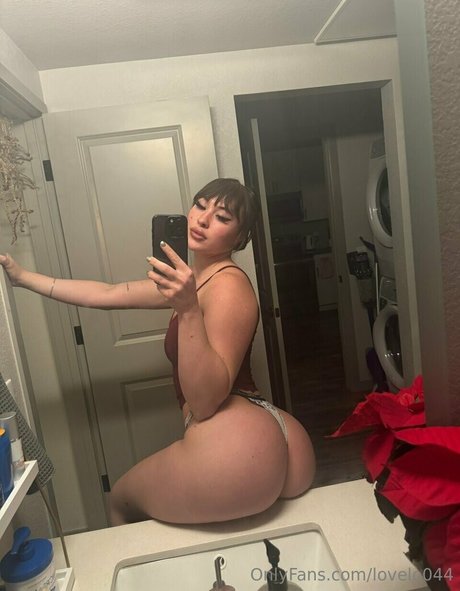Lovelo044 nude leaked OnlyFans pic