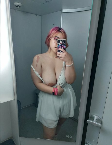 Utkashnitke nude leaked OnlyFans photo #5