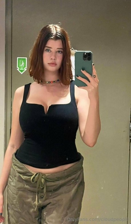 Sarah McDaniel nude leaked OnlyFans pic