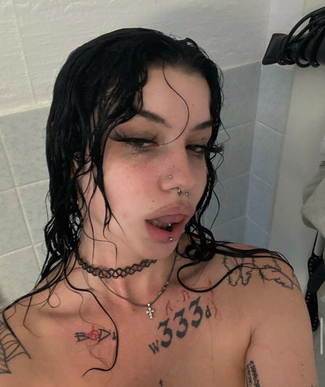 Shawtysuzi nude leaked OnlyFans pic