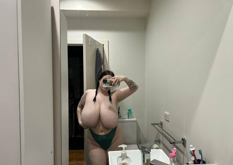 Arifaith nude leaked OnlyFans pic