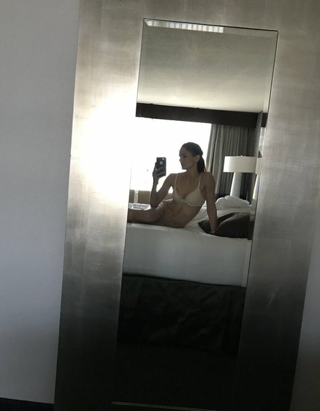 Sarah Wayne Callies nude leaked OnlyFans pic