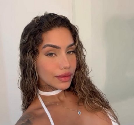 Carol Santos nude leaked OnlyFans pic