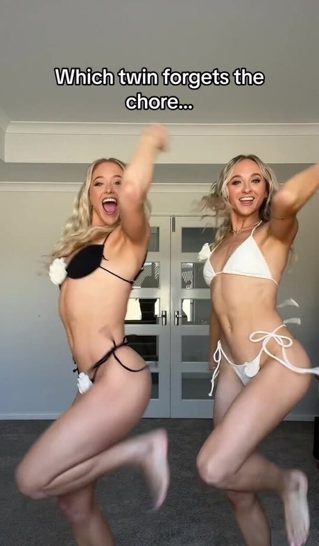 Rybka Twins nude leaked OnlyFans pic