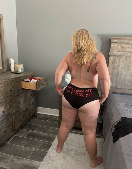 FloridaHotWife69 nude leaked OnlyFans pic