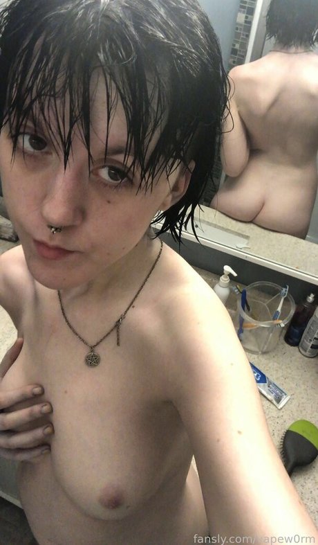 Vapew0rm nude leaked OnlyFans photo #13