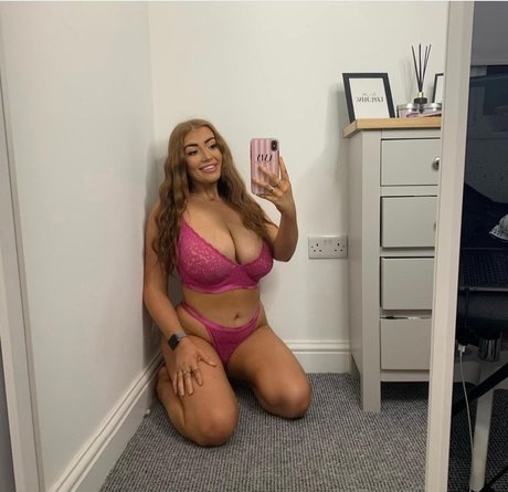 Amy Heslop nude leaked OnlyFans pic