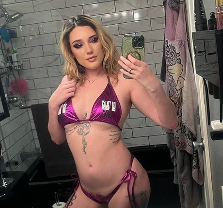 Katie Kinz nude leaked OnlyFans pic