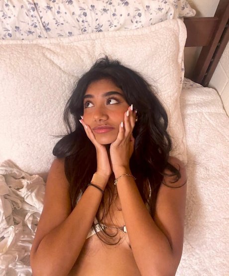 Maya Mayanalluri nude leaked OnlyFans pic