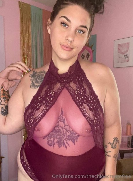 Thechloecreamfree nude leaked OnlyFans pic