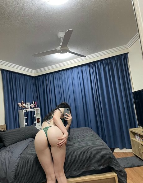 Ezmackenzie nude leaked OnlyFans pic