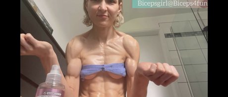 Bicepsgirl4fun nude leaked OnlyFans pic