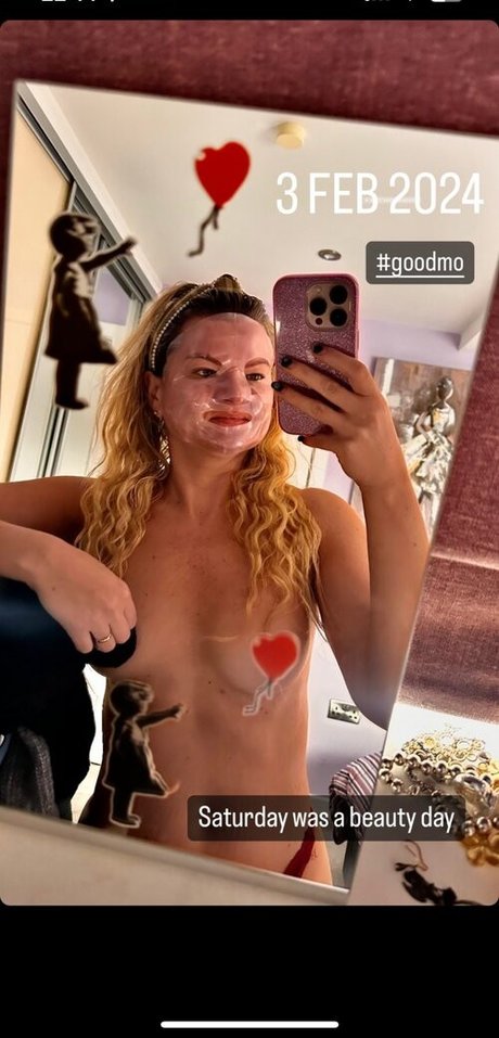 Natafitnesswine nude leaked OnlyFans pic