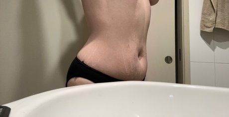 Nikolina nude leaked OnlyFans pic
