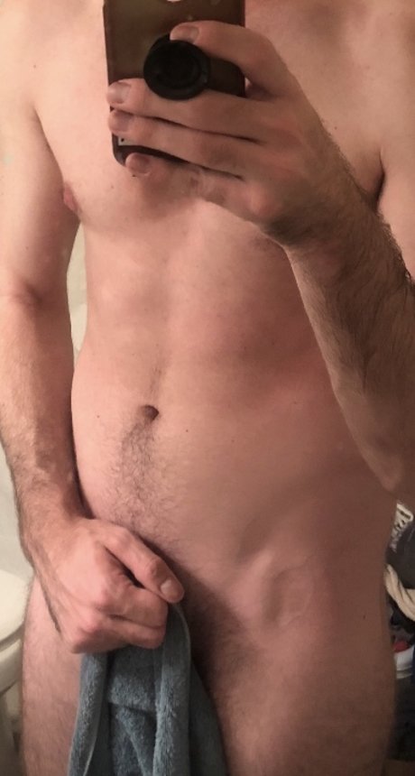 A nude leaked OnlyFans pic