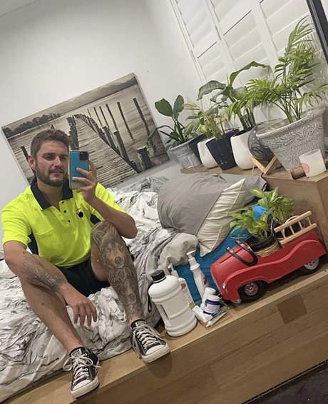 NEWYTRADIE nude leaked OnlyFans pic