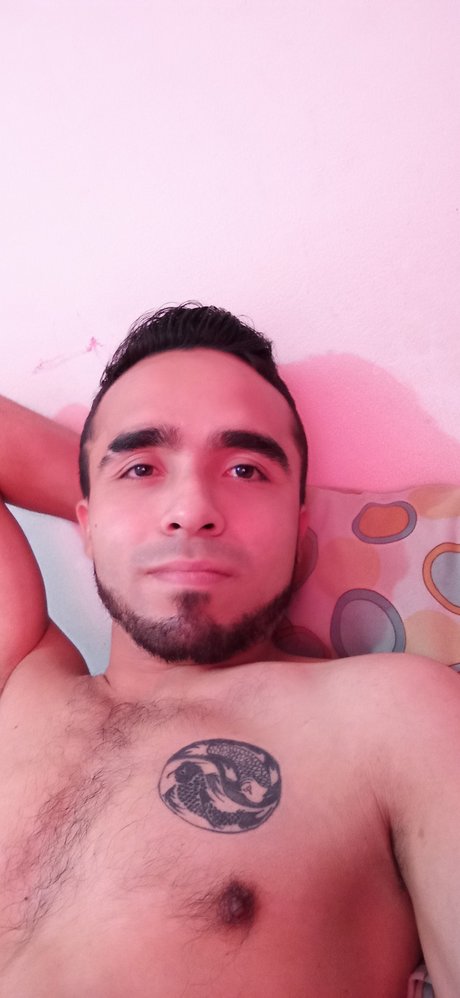 Jonathan Laverde nude leaked OnlyFans pic