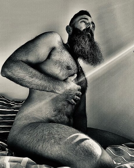 BeardedMan🔝🐻🌈 nude leaked OnlyFans pic