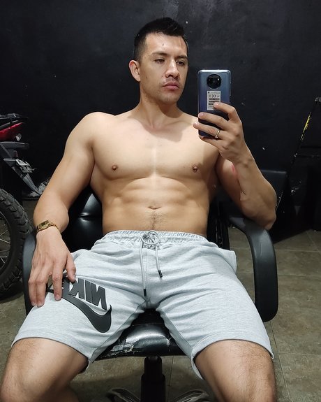 Alberto Avella nude leaked OnlyFans pic