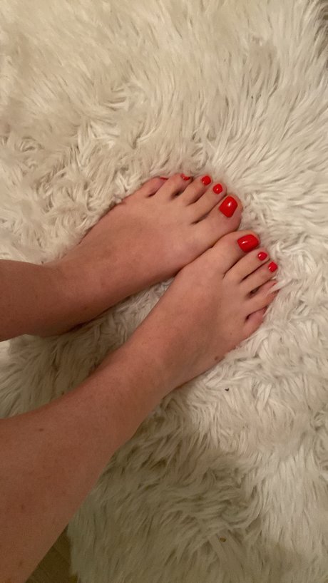 Belgianfeetforyou nude leaked OnlyFans pic