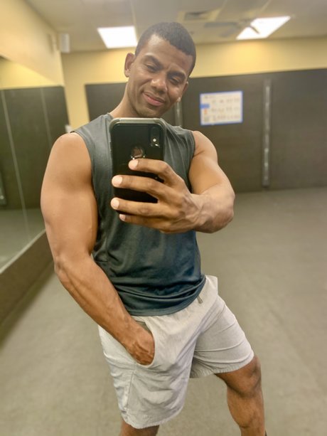 Nick Tolentino nude leaked OnlyFans pic