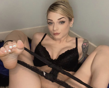 RoxyRyder nude leaked OnlyFans pic