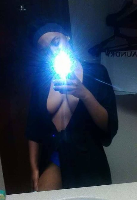 RoyaltyForSex(18+)🥵😍 nude leaked OnlyFans pic