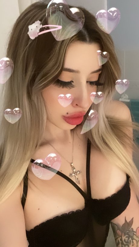 Kiki nude leaked OnlyFans pic