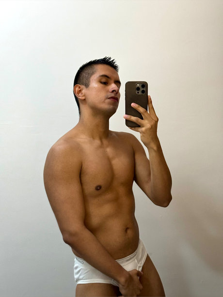 Ramyx nude leaked OnlyFans pic