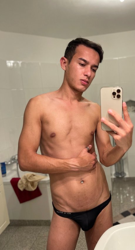 Carlos Rodrigo Ruiz Diaz nude leaked OnlyFans pic