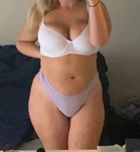 Peaches nude leaked OnlyFans pic