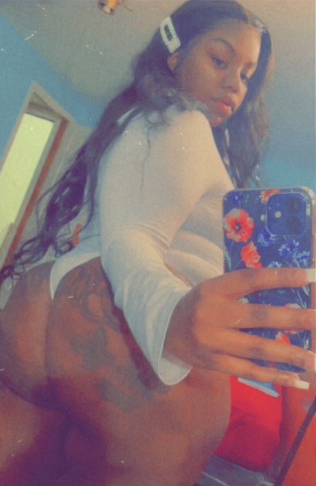 Tyoniamarie nude leaked OnlyFans pic