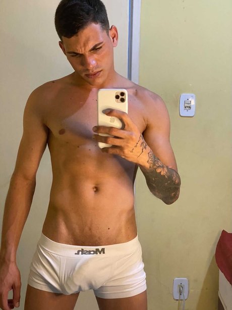 Tauan Ramos 🔥 nude leaked OnlyFans pic