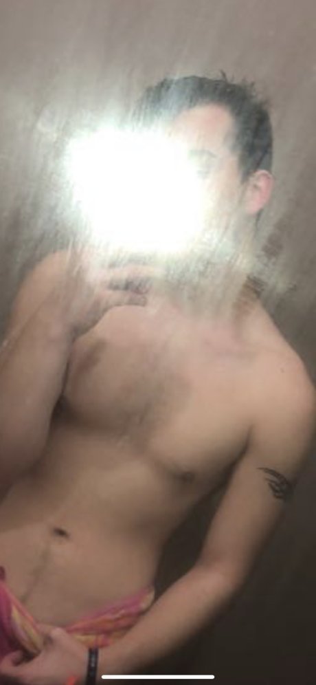 Laboy (20) nude leaked OnlyFans pic