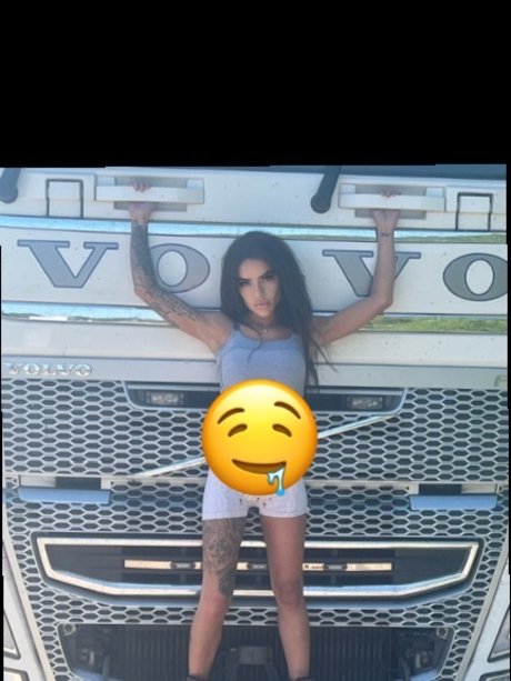 Petite_trucker nude leaked OnlyFans pic