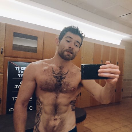 Aaron nude leaked OnlyFans pic