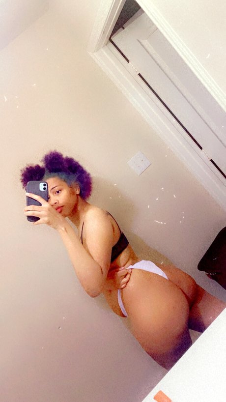 Lightskingurl😍😘 nude leaked OnlyFans pic