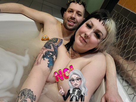 Tommy and Aynnnje FTW nude leaked OnlyFans pic