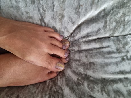 FOOTSIE nude leaked OnlyFans pic