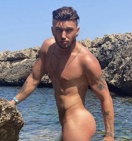 Stefan Lovei nude leaked OnlyFans pic