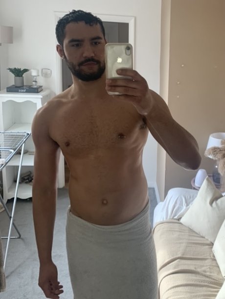 Roman nude leaked OnlyFans pic