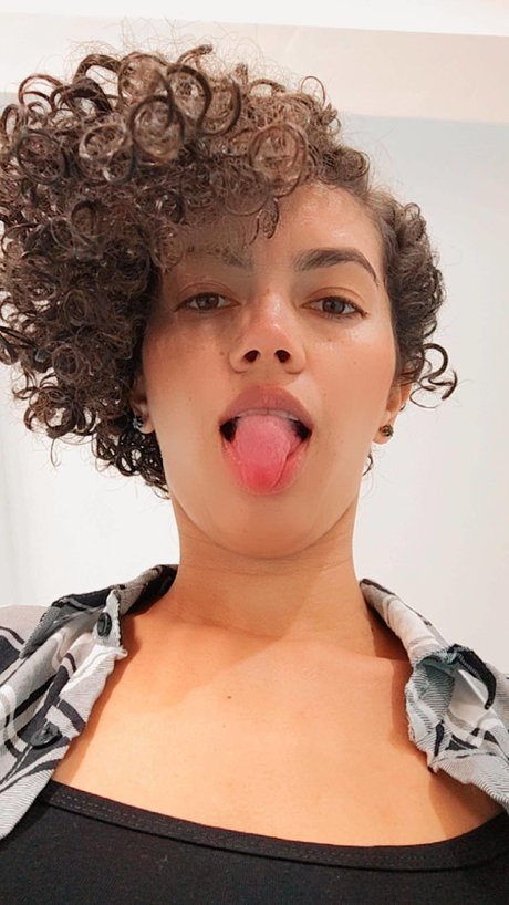 Clau Santos nude leaked OnlyFans pic