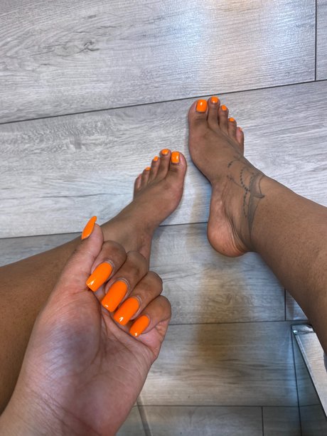 Kitagurlfeetx nude leaked OnlyFans pic