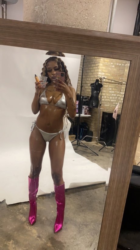 👅🐐 Cinnamon nude leaked OnlyFans pic